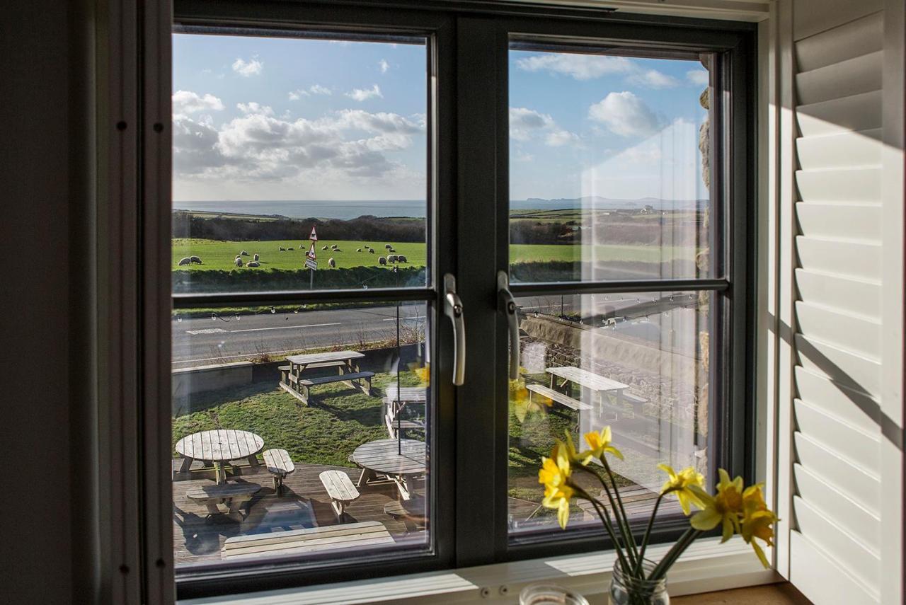 Victoria Inn Brewhouse B&B Roch エクステリア 写真