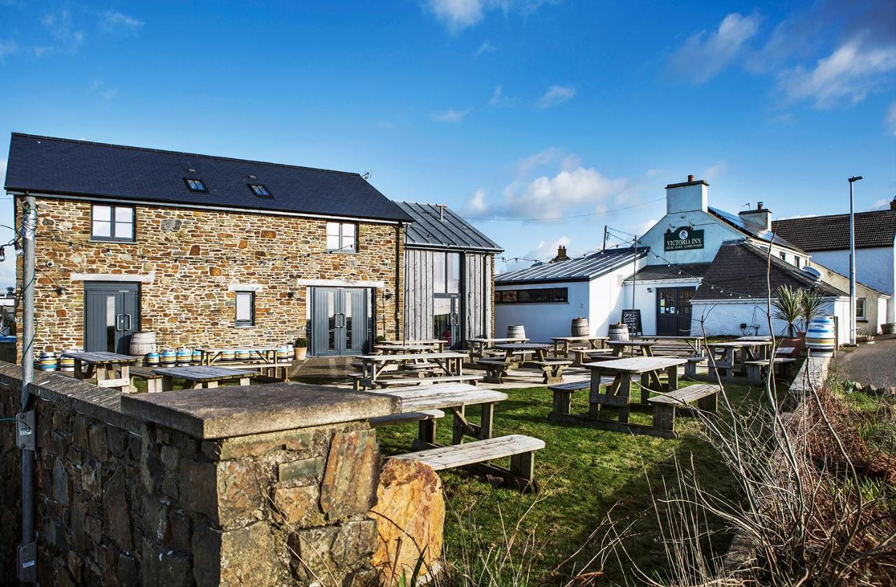 Victoria Inn Brewhouse B&B Roch エクステリア 写真