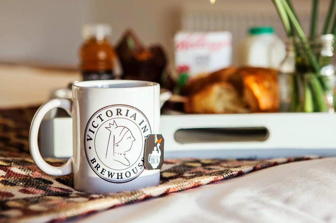 Victoria Inn Brewhouse B&B Roch エクステリア 写真